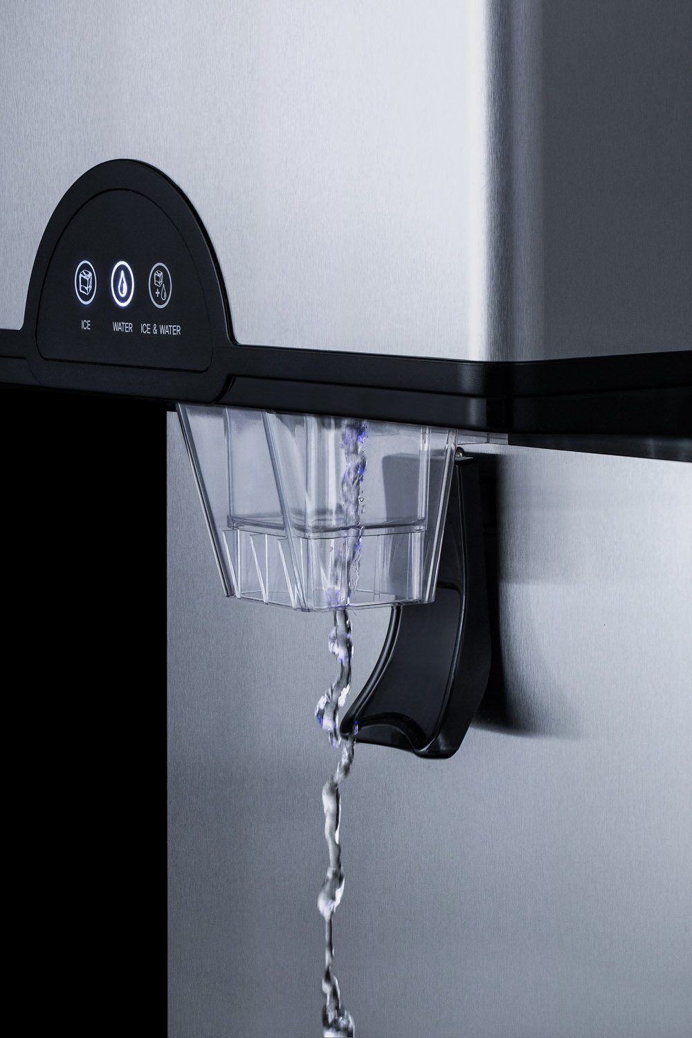 Commercially listed countertop ice and water dispenser with 282 lb. ice production capacity